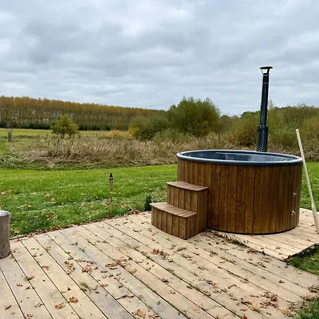 Lyxtält Maringotka Pod Hrazi