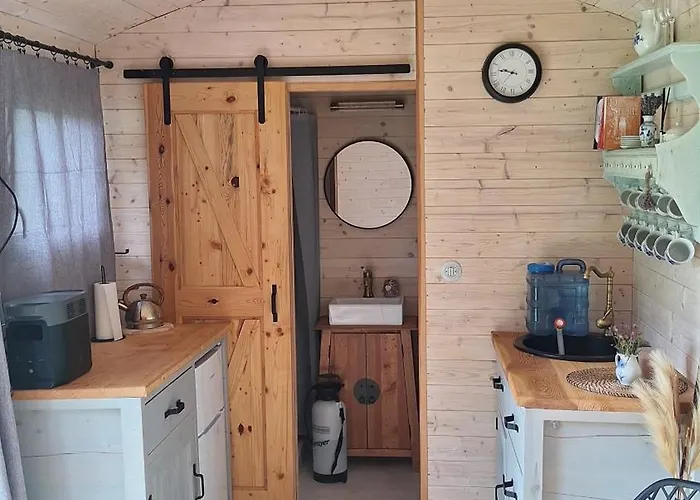 Maringotka Pod Hrazi 豪华帐篷